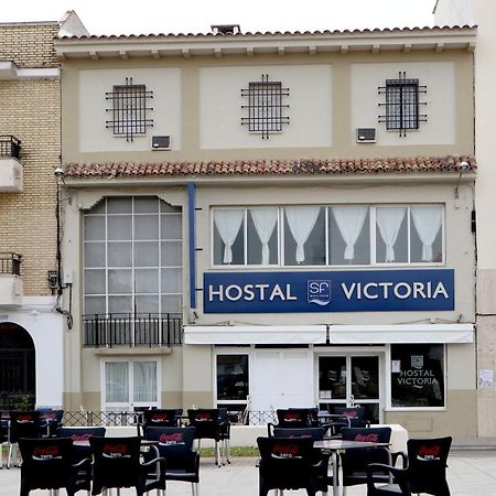 Hostal Victoria Hotel La Carlota Ngoại thất bức ảnh